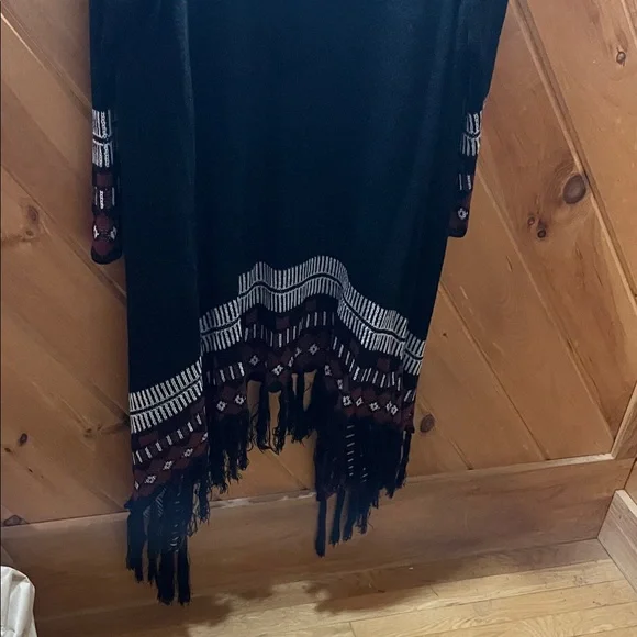 BloomChic Boho Fringe Cardigan - Picture 7 of 7